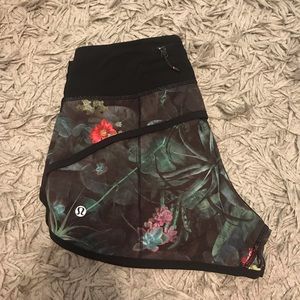 Lululemon running shorts🌸🌸
